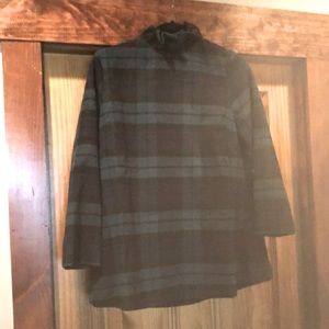 Tuckernuck green and black plaid top. Medium